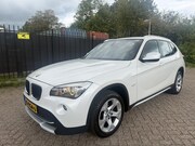 BMW X1 - sDrive18i Autom/Tiptr High Executive Sprtleer/Navi/Clima/Cru
