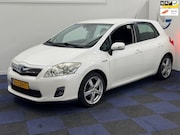 Toyota Auris - 1.8 Full Hybrid Dynamic / DEALER ONDERHOUDEN / NETTE AUTO /