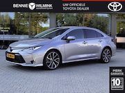 Toyota Corolla - 1.8 Hybrid Executive | Leer | All Seasons