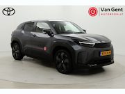 Toyota Urban Cruiser - Executive 61 kWh | Panoramadak | Dodehoek detectie | Warmtep