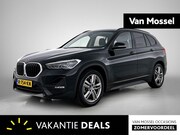 BMW X1 - xDrive25e Executive | Navigatie | Climate control | Parkeers