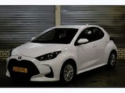 Toyota Yaris - 1.5 Hybrid Active + Camera|Navigatie|Bluetooth|Climate Contr