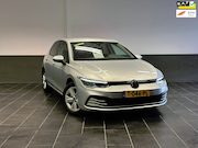 Volkswagen Golf - 1.0 eTSI Life Business Automaat , Dealerauto
