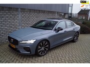 Volvo S60 - 2.0 B4 Plus Dark Autom Panodak Luxe Leder Sportst Stoel/Stuu