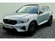 Volvo XC40 - 2.0 B3 Ultra Black Edition Panoramadak - 360 Camera - 19 Lic
