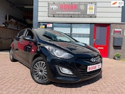 Hyundai i30 - 1.4i 16v Comfort Black Edition
