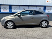 Opel Corsa - 1.4-16V 2011 81000km 4950eu