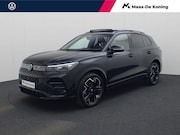 Volkswagen Tiguan - 1.5TSI/150PK R-Line Black Style DSG · Panoramadak · Trekhaak