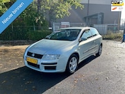 Fiat Stilo - 1.4-16V Young