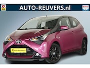 Toyota Aygo - 1.0 VVT-i x-cite / Leder / Aut / CarPlay / Camera / Allseaso