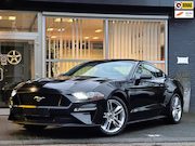 Ford Mustang - Fastback 2.3 EcoBoost FULL OPTION / PERF PACK / AUTO / CLIMA