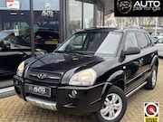 Hyundai Tucson - 2.0i Dynamic Cross 141PK | Nette Staat | Trekhaak | Airco |