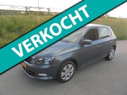 Skoda Fabia - Skoda Fabia 1.0 TSI benzine 5 deurs airco 88.000km eerste ei