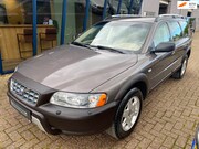 Volvo XC70 - 2.5 T Summum Automaat AWD 210PK LEER / NAVI / TREKHAAK