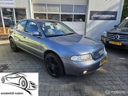 Audi A4 - 2.4 V6 Advance CLIMA