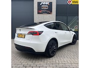 Tesla Model Y - Performance + MMX PACK + IAP + TREKHAAK