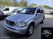 Mercedes-Benz M-Klasse - 320 LET OP BIJGELUID IN MOTOR EXPORT PRIJS