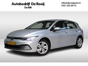 Volkswagen Golf - 1.0 eTSI Life DSG | Navigatie Pro | Cruise Control | Lichtme