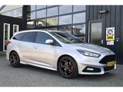 Ford Focus - Wagon 2.0 251 PK ST-2 | NL-Auto | Recaro | Cruise | Clima | 