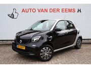 Smart ForFour - 1.0 Cool & Audio NL-Auto / Clima / Cruise / 5 deurs / Hoge z