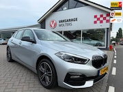 BMW 1-serie - 118i High Executive. RIJKLAARPRIJS! TREKHAAK/AUTOMAAT/SPORTS