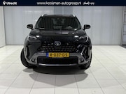 Toyota Yaris Cross - 1.5 Hybrid Adventure | Trekhaak | Volledig leer | HUD | Pano