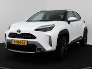 Toyota Yaris Cross - 1.5 Hybrid Adventure | Navigatie | Trekhaak | Panoramadak | 