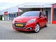 Peugeot 208 - 1.2 PureTech Signature 5-drs *29.600km!* Navi|1e Eig|Airco|C