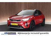 Kia Stonic - 1.0 T-GDi 101pk MHEV DynamicLine Stoelverwarming Camera Navi