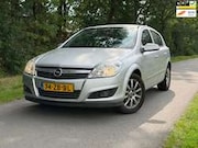 Opel Astra - 1.8 Temptation | Airco + Cruise Nu € 999,