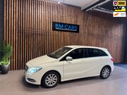 Mercedes-Benz B-klasse - 180 Ambition AUTOMAAT, Trekhaak, Xenon