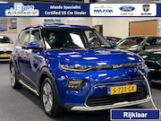 Kia e-Soul - ExecutiveLine 64kWh 204PK Automaat | SOH 100% | Leder | Navi