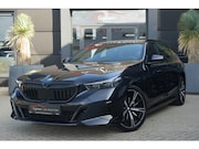 BMW 5-serie - Touring 530e M Sport | 300PK | Pano | HarmanKardon | 360° | 