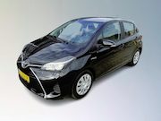 Toyota Yaris - 1.5 HYBRID BUS. PLUS