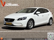 Volvo V40 - 1.6 D2 Momentum | Climate | Cruise | Navi | PDC |