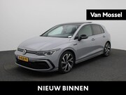 Volkswagen Golf - 2.0 TSI R-Line Panoramisch Schuif Kanteldak | Stoelverwarmin