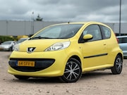Peugeot 107 - 1.0-12V XR/ AUTOMAAT/ AIRCO