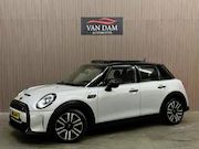MINI Cooper S - 2.0 Essential 2022 PANO LED CAMERA CRUISE CAR-PLAY