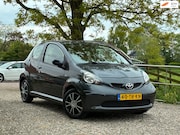 Toyota Aygo - 1.0-12V + | Airco + Nieuwe koppeling nu € 2.450,