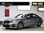 BMW 3-serie - 320i High Executive M Sport | Apple Car Play | HUD | Dealer