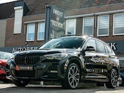 BMW X1 - xDrive25e High Exe M-Sport PANO CAMERA HUD MEMORY STOEL 19 I