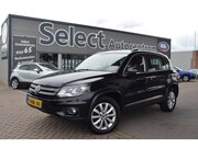 Volkswagen Tiguan - 2.0 TSI Sport&Style 4Motion| PANO| LEDER| NAVI|