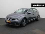 Volkswagen Polo - 1.0 TSI Life | 95 PK | Apple Carplay / Android Auto | Parkee