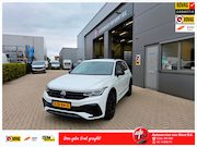 Volkswagen Tiguan - 1.4 TSI eHybrid R-Line Business+ Leer|Trekhaak|Head-up|Rijkl