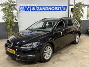 Volkswagen Golf - 1.5 TSI Highline // Autom. // Camera // Trekhaak