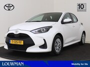 Toyota Yaris - 1.5 VVT-i Active | BTW voertuig | Dealer onderhouden | Apple