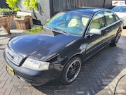 Audi A6 - 2.4 5V quattro Advance autom sedan