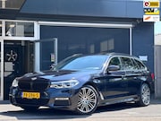 BMW 5-serie - Touring 520i High Executive M-SPORT / PANO / MEMORY / TREKHA