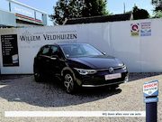 Volkswagen Golf - 1.5 eTSI 150pk|1st Ed.|Pano+IQ.Light|Ambient ++