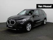 BMW X1 - xDrive25e High Executive | LEDEREN BEKLEDING | NAVIGATIE | A